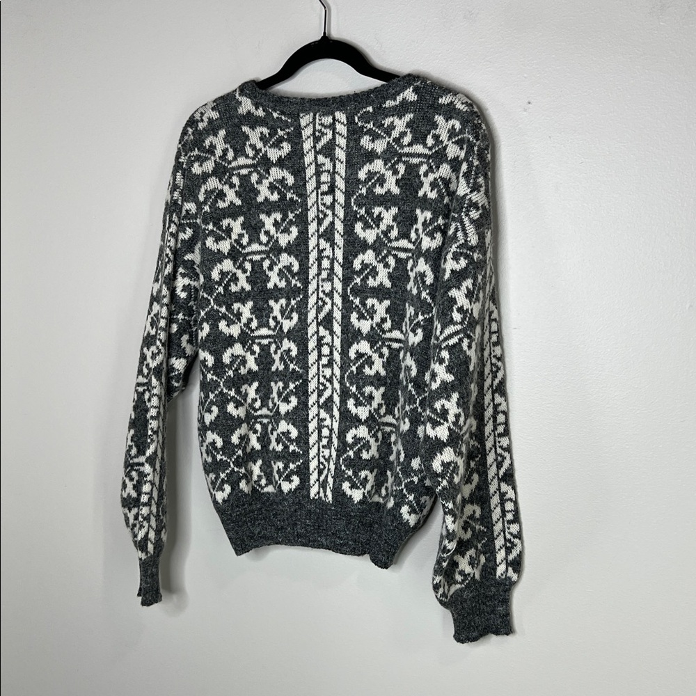 Vintage Colore Made in Italy Wool Blend Gray and White sweater - Picture 9 of 11